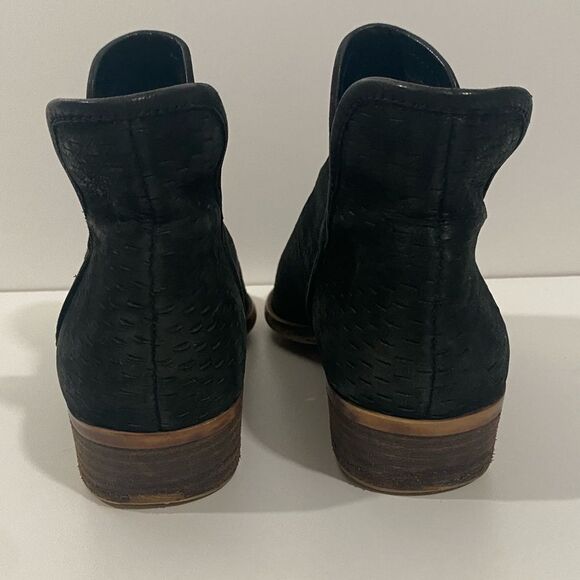 Lucky Brand Bashina Black Suede Leather Block Heel Low Booties Size women’s 8 - Picture 6 of 9